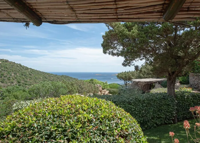 Porto Cervo- Pantogia, Incantevole Vista Sul Mare Порто-Черво